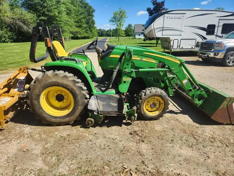 john deere 300x loader specs