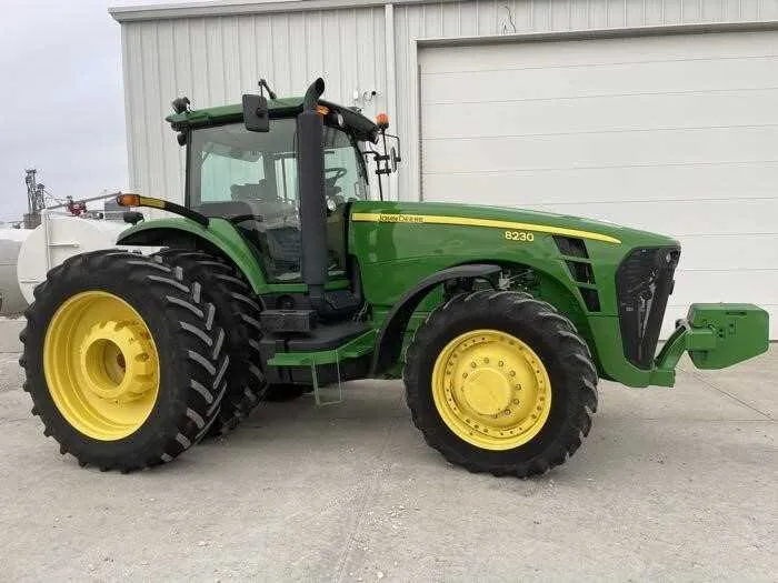 john deere 8230 engine specs