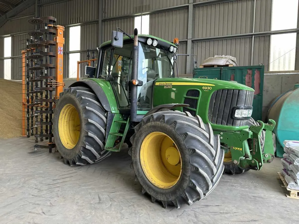 john deere 6930 standard spec