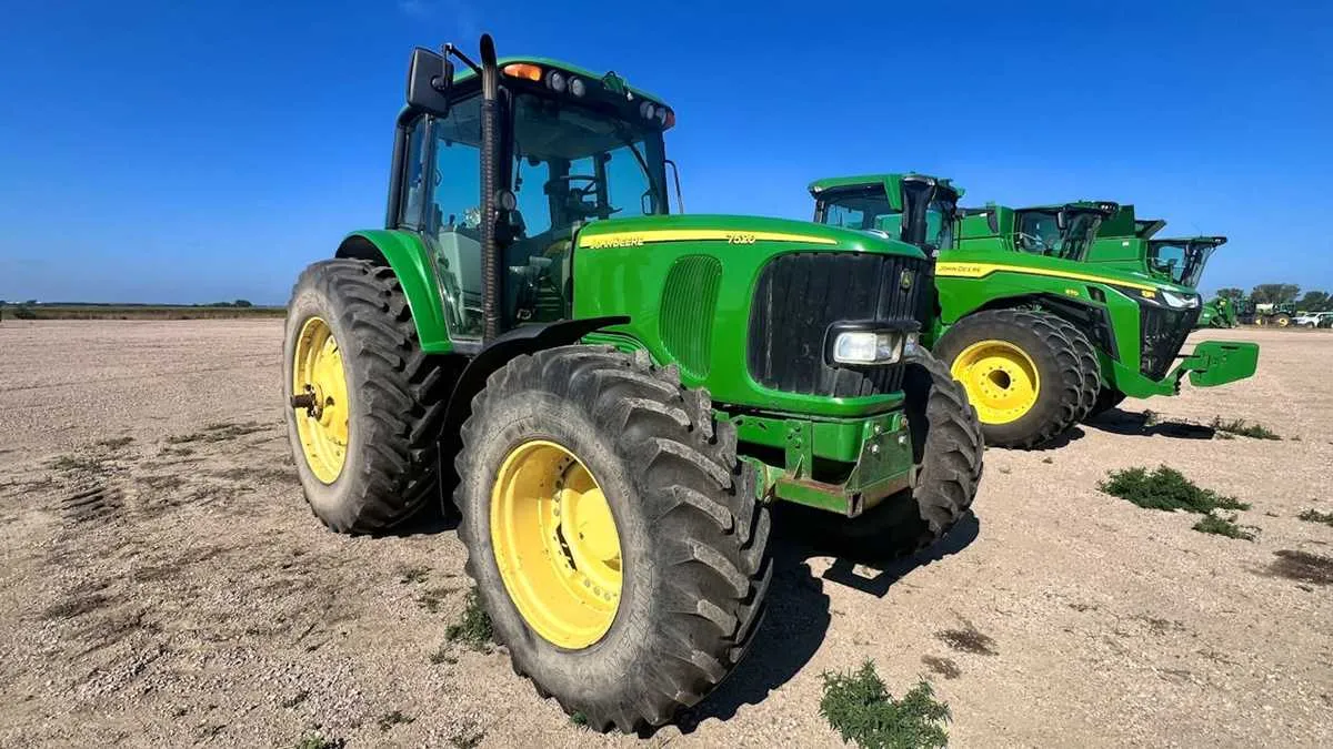 7520 john deere specs