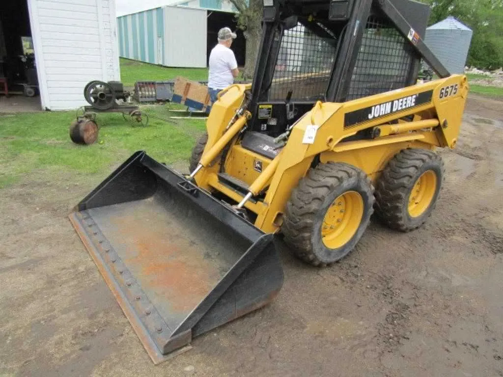 john deere 6675 skid loader specs
