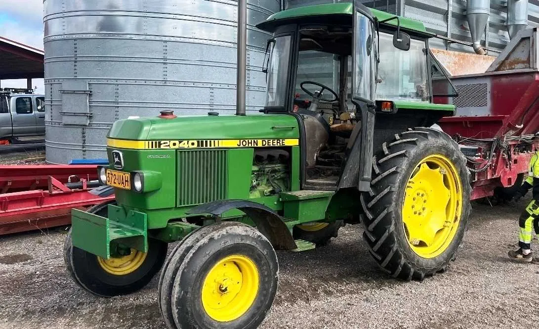 1972 john deere 2040 specs
