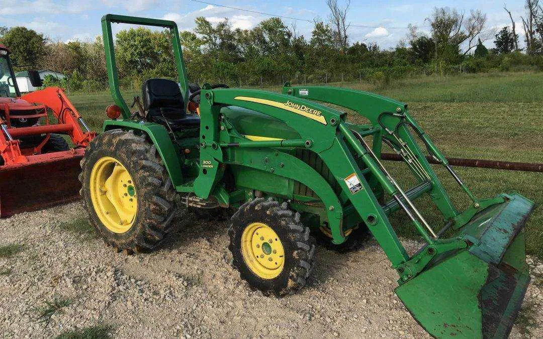 spec on john deere 790 tractor