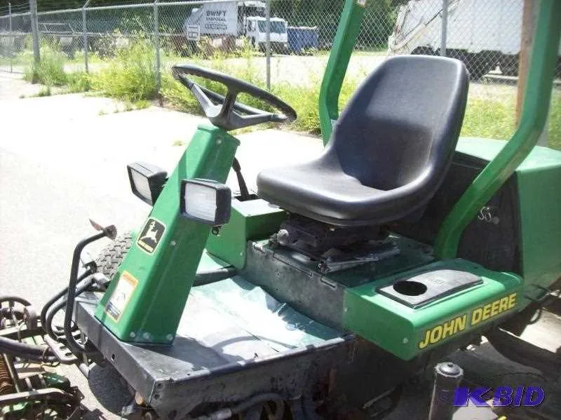 specs for a john deere 3215a mower