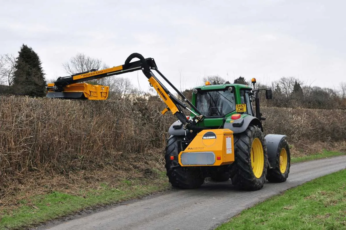 specs for john deere hedge trimmer