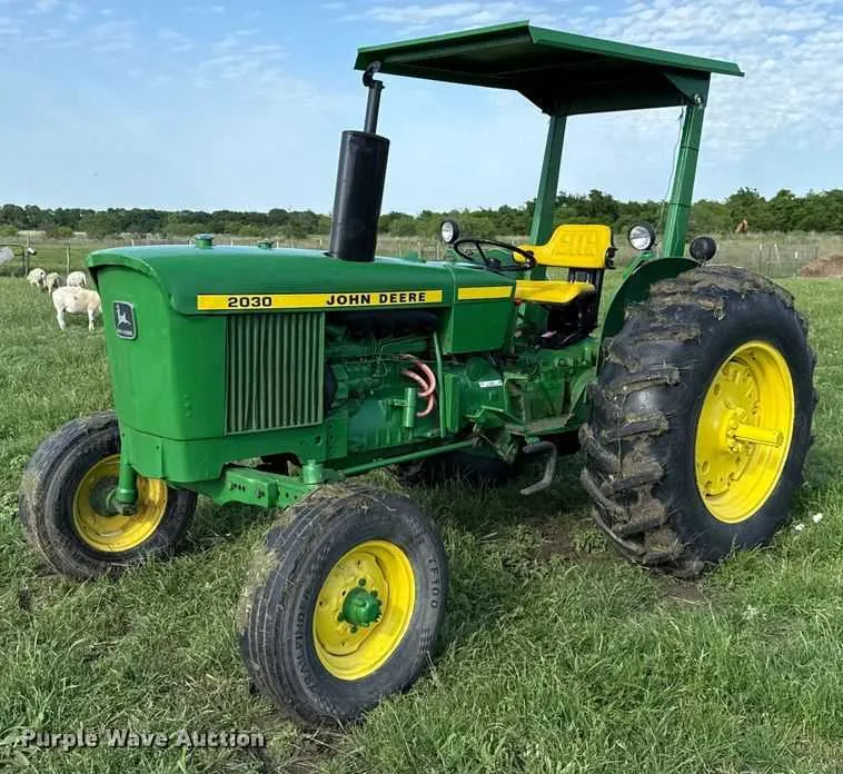 specs on a 2030 john deere tractor