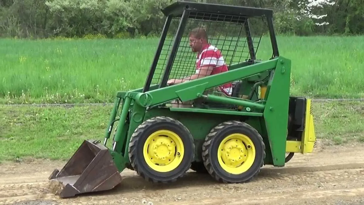 specs on john deere 90 skid steer