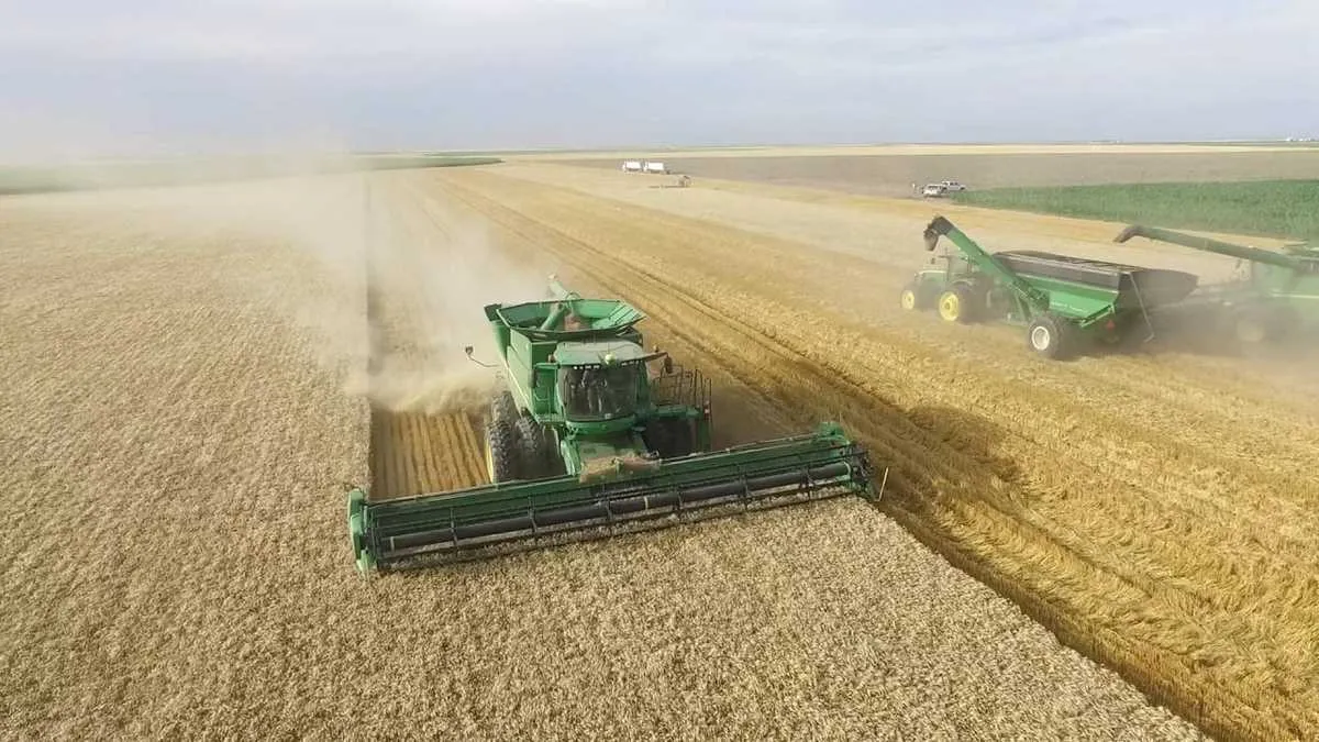 2014 john deere s670 specs