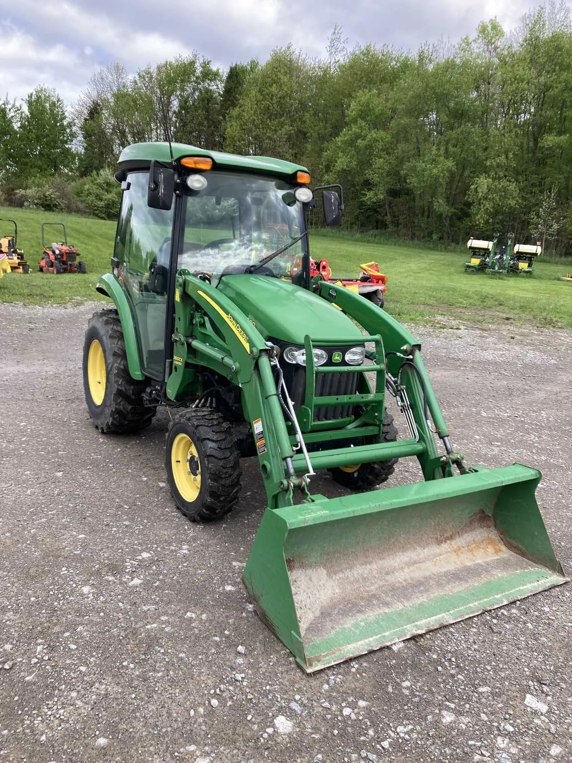 john deere 3320 tractor specs