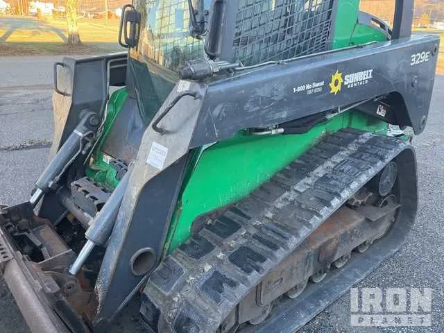 2013 john deere 329e specs