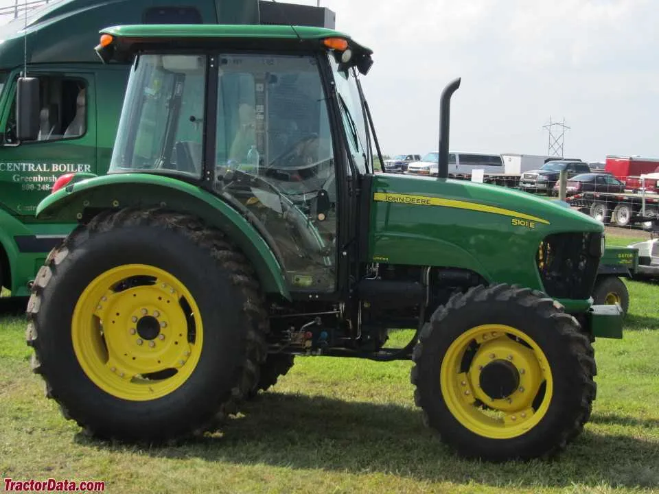 john deere 5101en specs