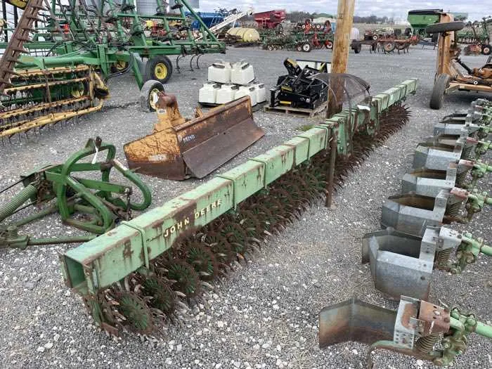 john deere 400 rotary hoe specs
