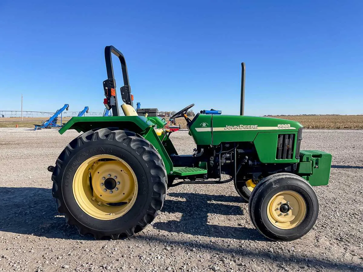 john deere 5303 specs