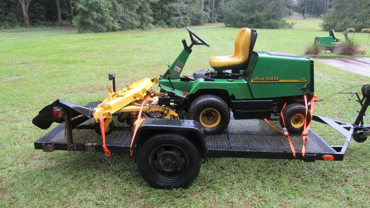 john deere 725 mower specs