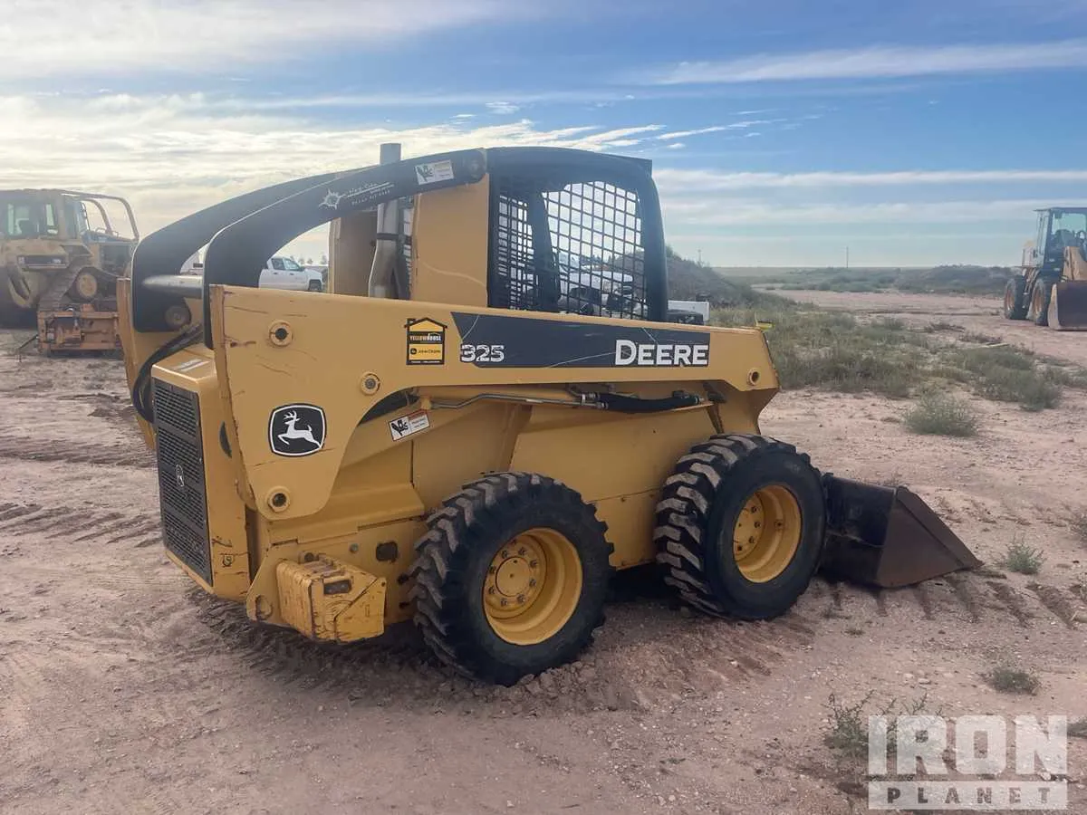 2005 john deere 325 skid steer specs