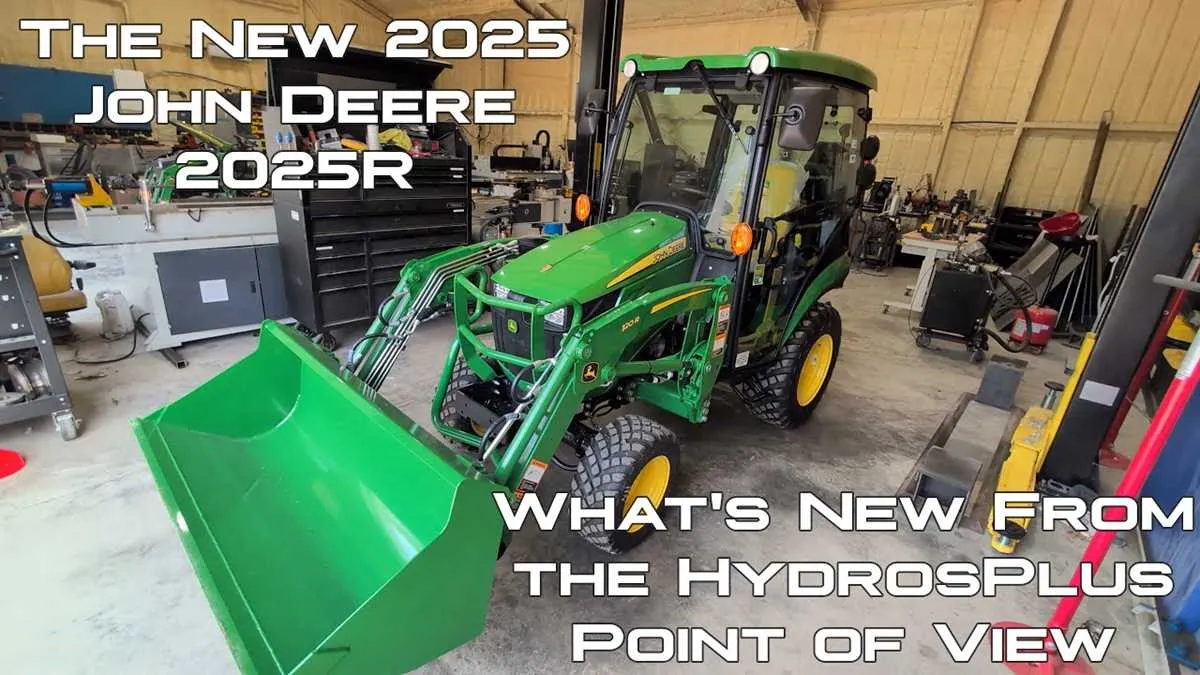 john deere 2025r loader specs