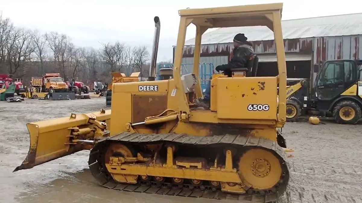 john deere 650g crawler specs