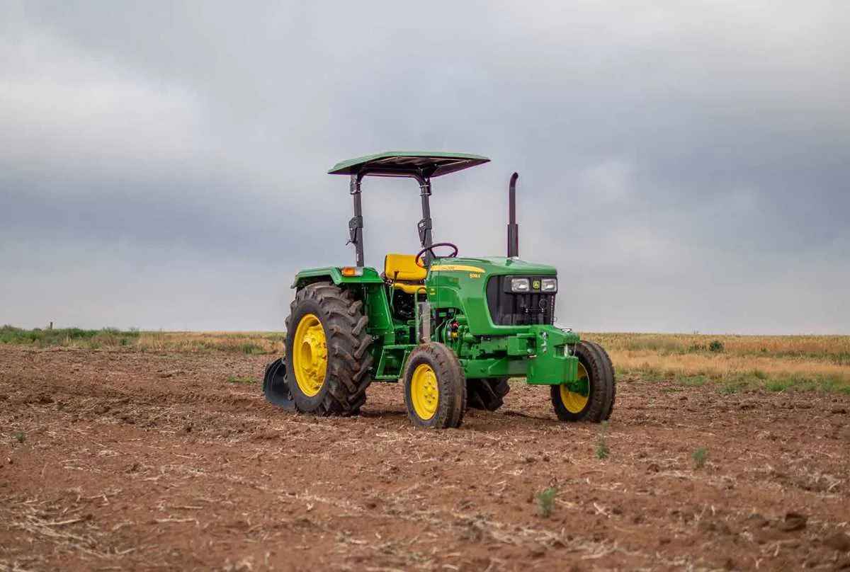 2009 john deere 5055e specs