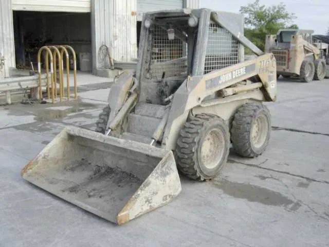 7775 john deere specs