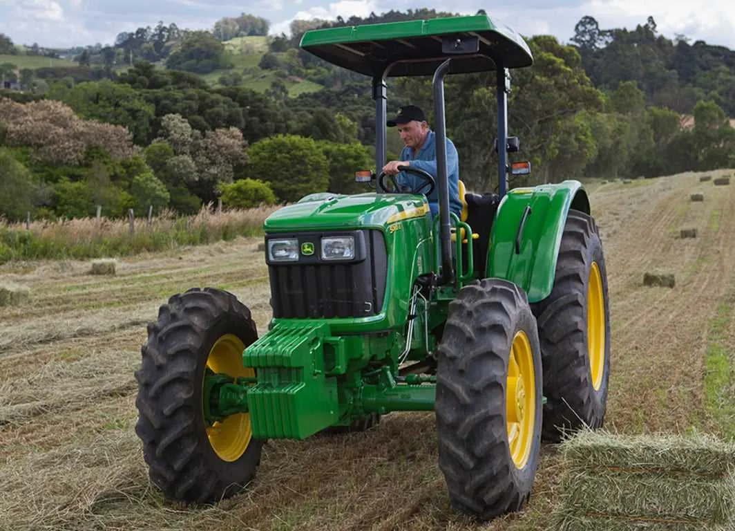 2013 john deere 5065e specs