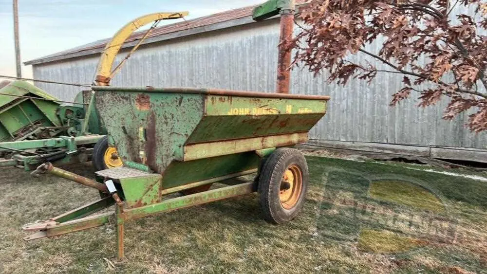 john deere 68 auger wagon specs