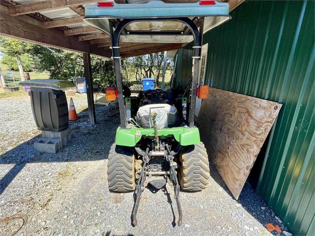 john deere 2210 oil specs