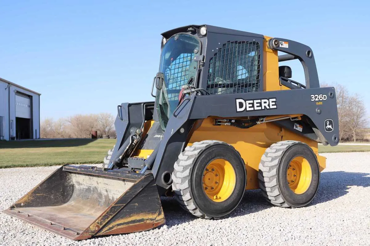 john deere 325d specs