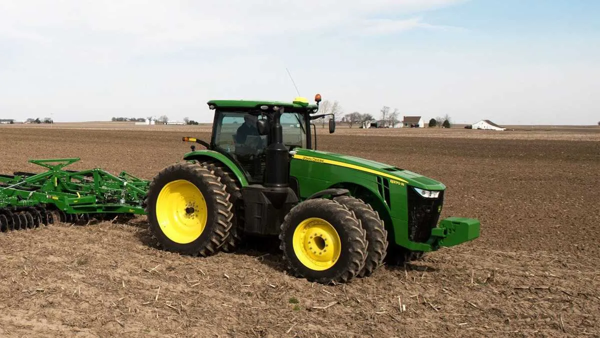 john deere 8370r spec